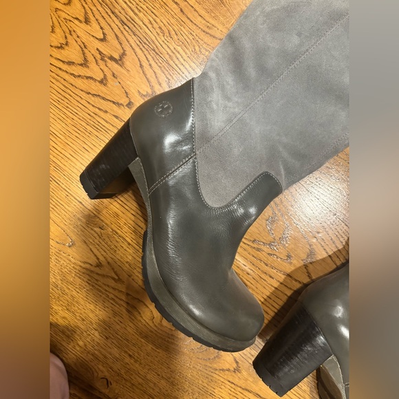 Rare Dr. Martens Women's Leather Josie Grey Boots Size 10 - Picture 5 of 6